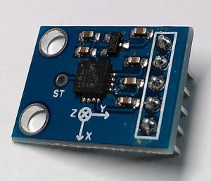 Modul GY61 mit dem Beschleunigungssensor ADXL335 von oben.